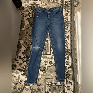 Women’s button fly skinny jeans